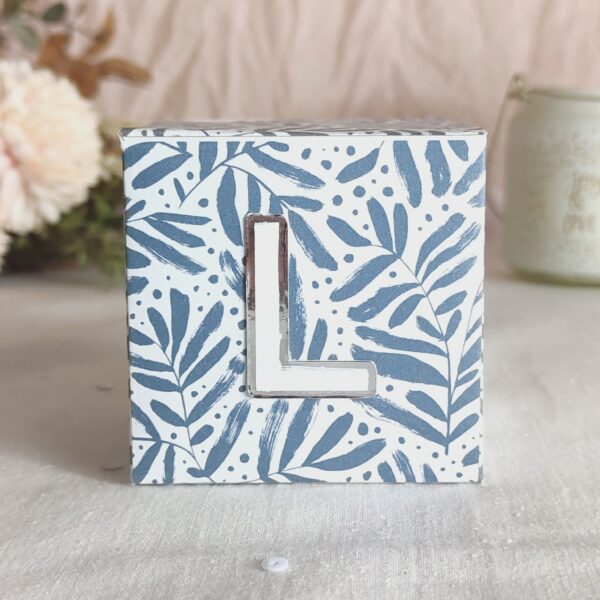 Cube personnalisé lettre