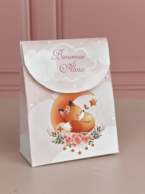 Boîte cadeau invité personnalisée