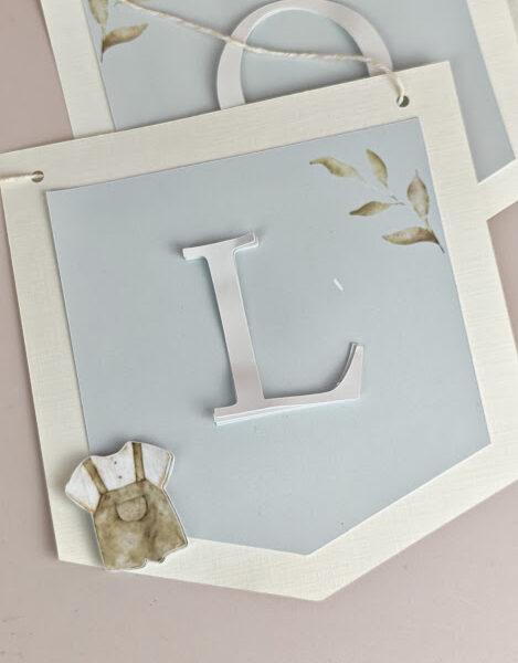 Guirlande (8 lettres)